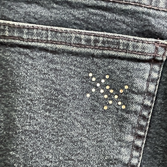 New!  Vintage 90s, Y2K.  Beautiful embroidery and embellishment.  Boot cut-8 - Picture 10 of 11